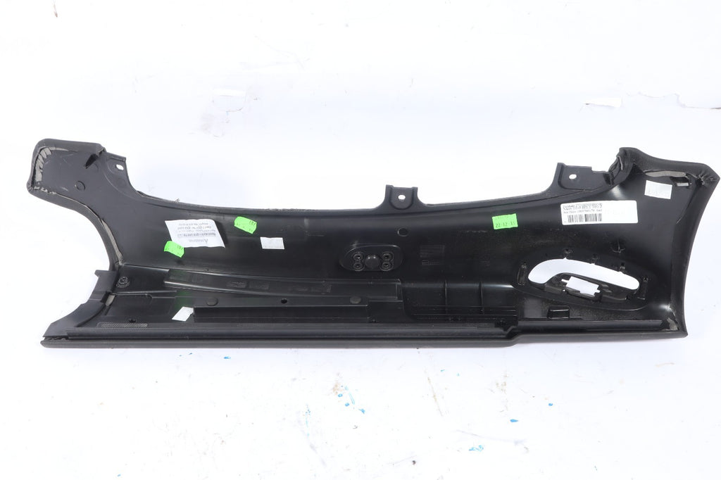 2016-2019 BUICK CASCADA DRIVER SIDE BODY SIDE REAR TRIM PANEL 39035369 OEM