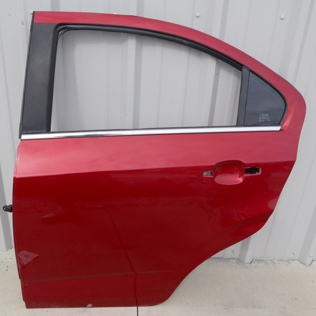 2017-2019 CHEVROLET SONIC REAR LEFT DOOR SHELL OEM ONLY PICK UP!!!