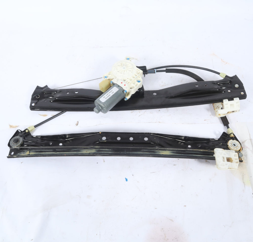2008-2020 DODGE GRAND CARAVAN WINDOW REGULATOR W MOTOR FRONT RIGHT 3015588D OEM