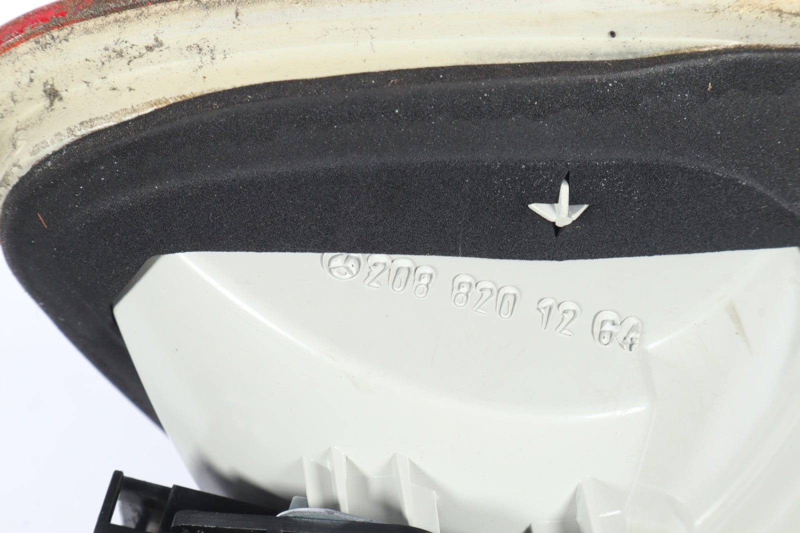 1997 - 2003 Mercedes CLK430 CLK320 Rear Right Inner Tail Light OEM