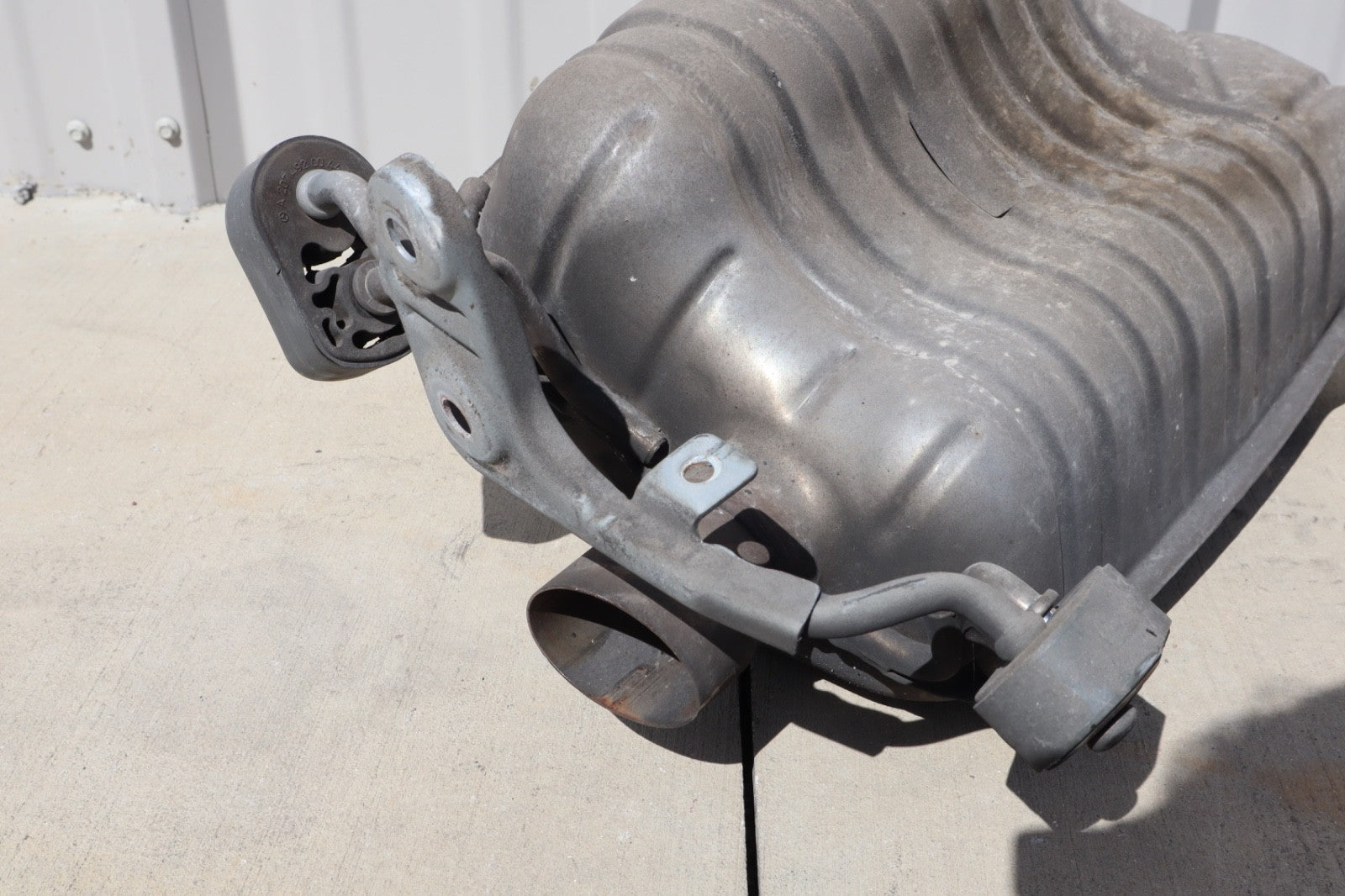 2014 MERCEDES-BENZ E350 COUPE EXHAUST SYSTEM MUFFLER SINGLE LINE PIPE OEM