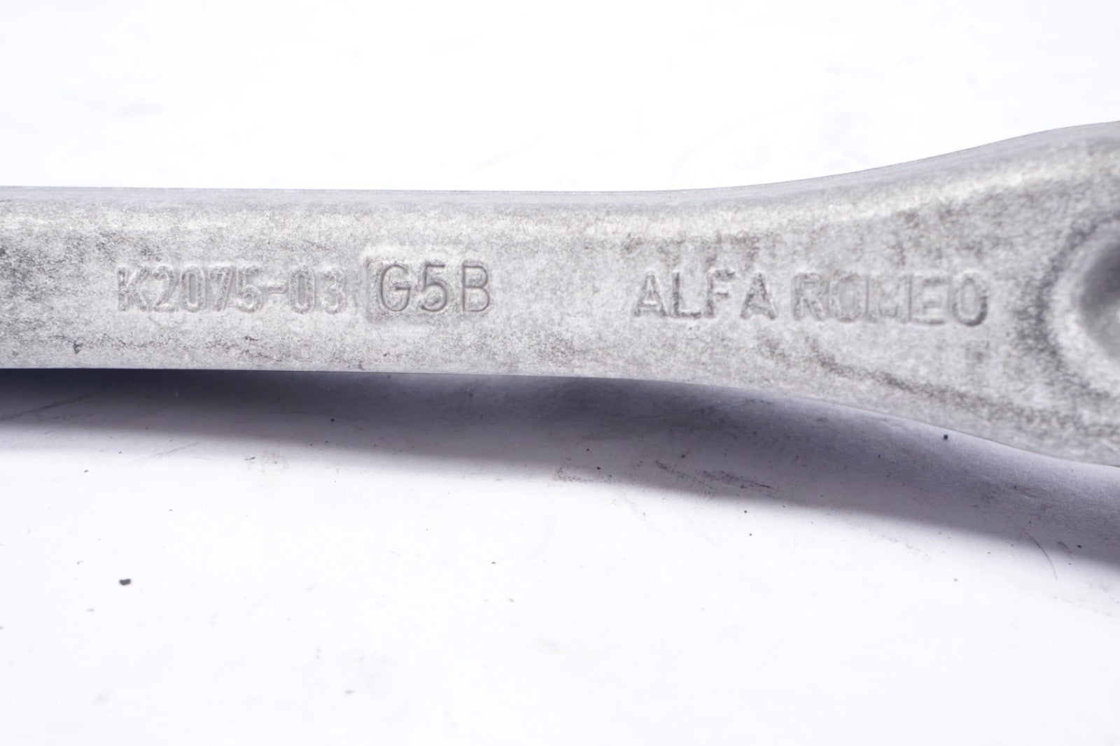 2017-2019 ALFA ROMEO STELVIO AWD REAR RIGHT SIDE UPPER CONTROL ARM OEM