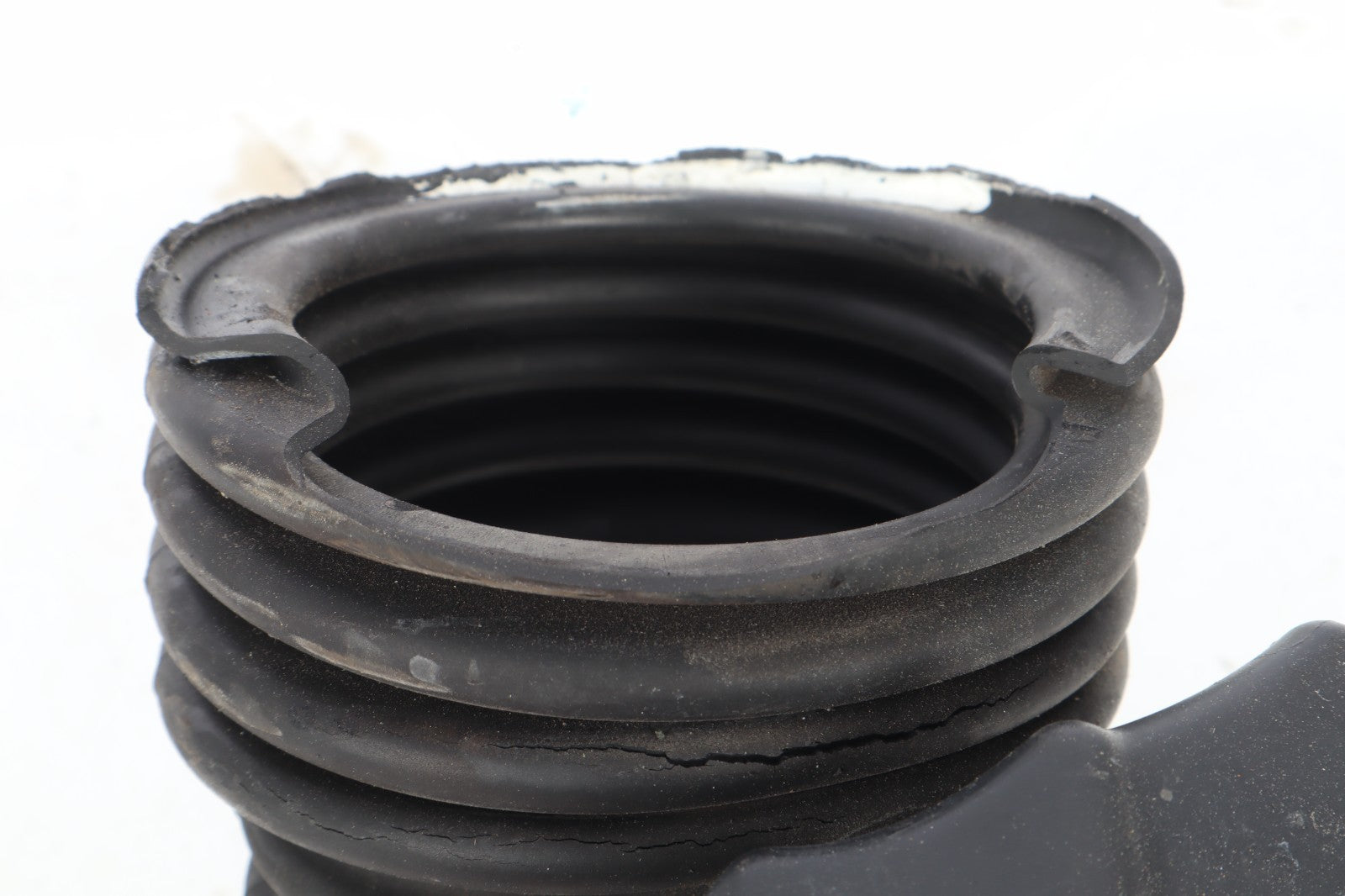 2013-2016 NISSAN PATHFINDER ENGINE AIR INTAKE DUCT HOSE OEM 3JA02