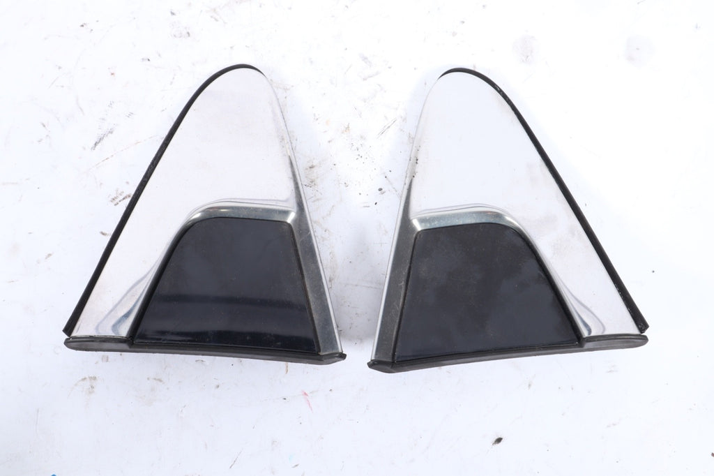 2010-2015 FORD TAURUS LEFT SIDE REAR MOLDING TRIM OEM AG135428167AE