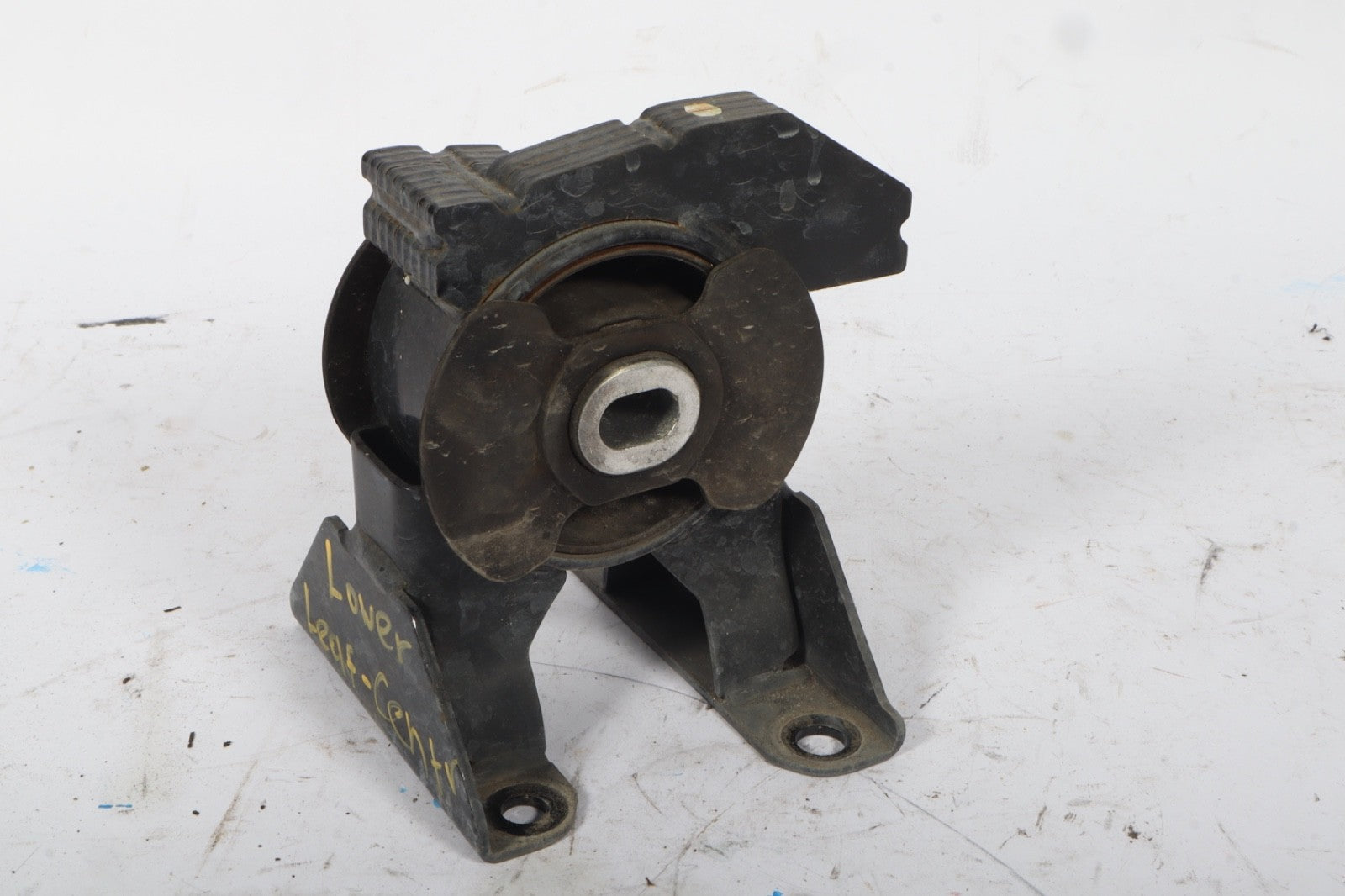 Nissan Genuine Rear Motor Mount Insulator for Leaf 2013-2014 11320-3NF0A