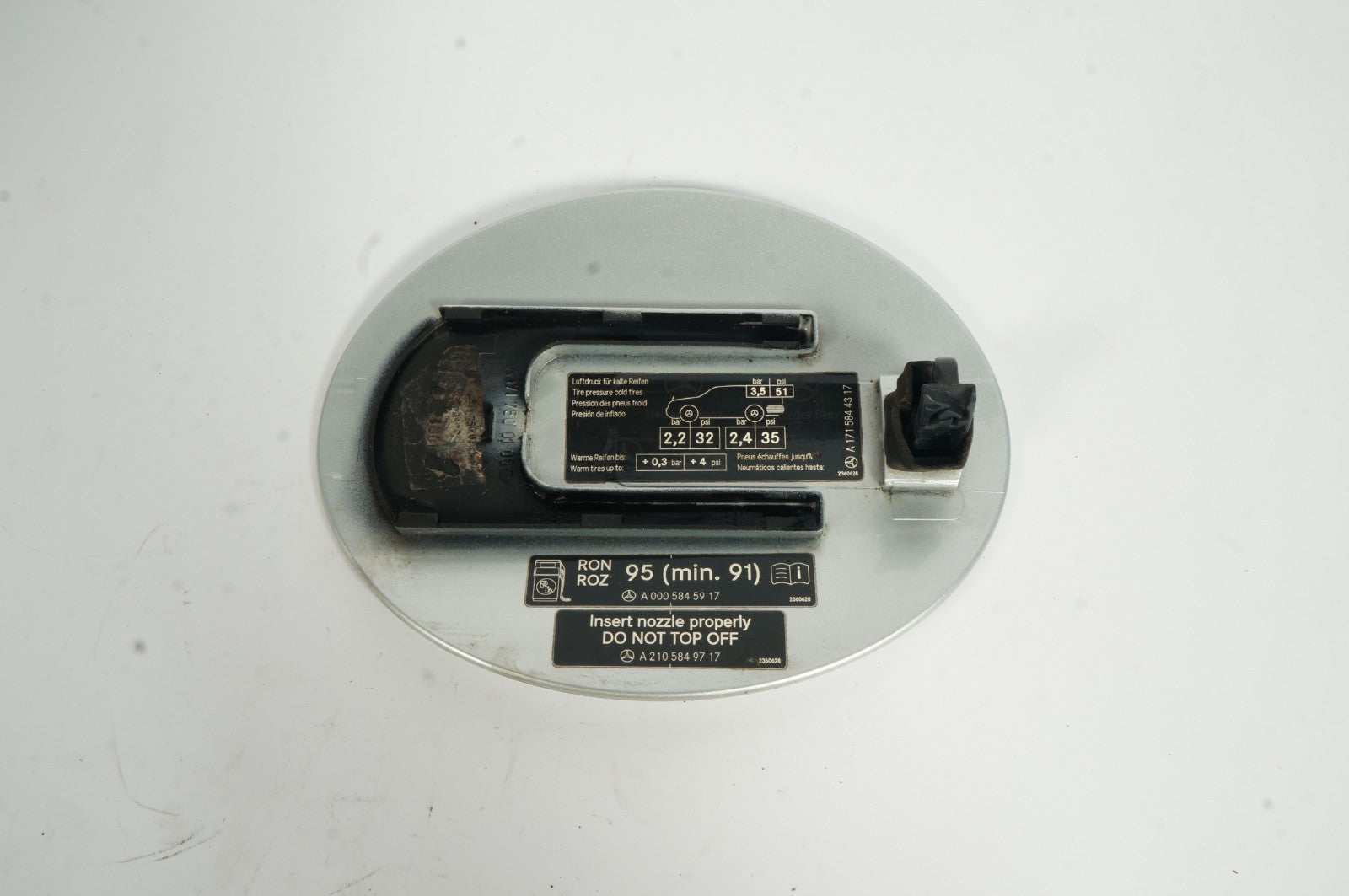2005-2011 MERCEDES R171 SLK280 SLK350 Gas Fuel Filter Door Lid OEM 1717500106