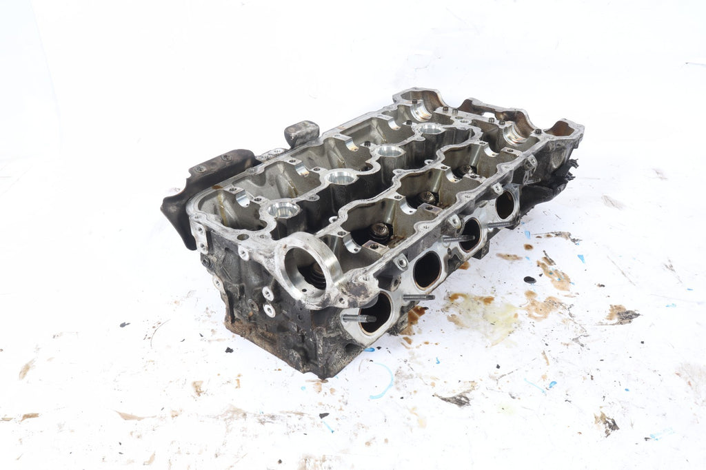 08-17 BMW F12 650i 750i 550i X6 N63 4.4L V8 ENGINE CYLINDER HEAD RIGHT SIDE OEM