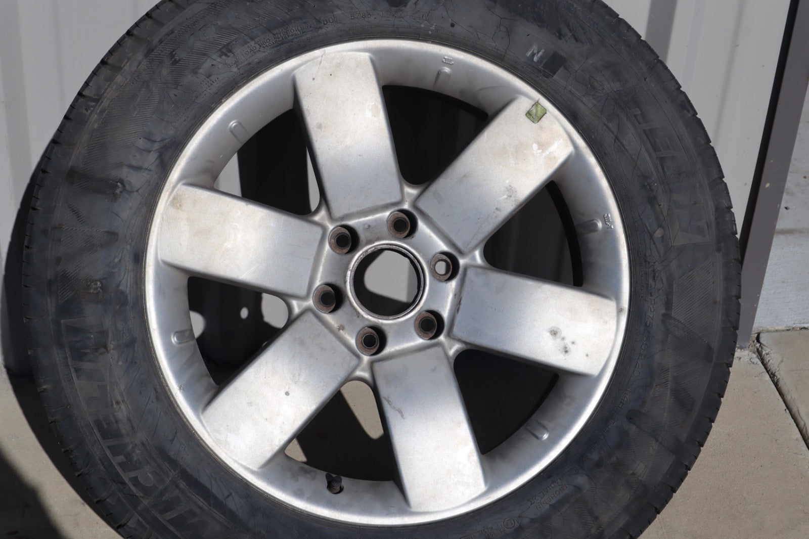 2021 - 2023 NISSAN ARMADA SPARE TIRE  OEM ONLY PICK UP!!!