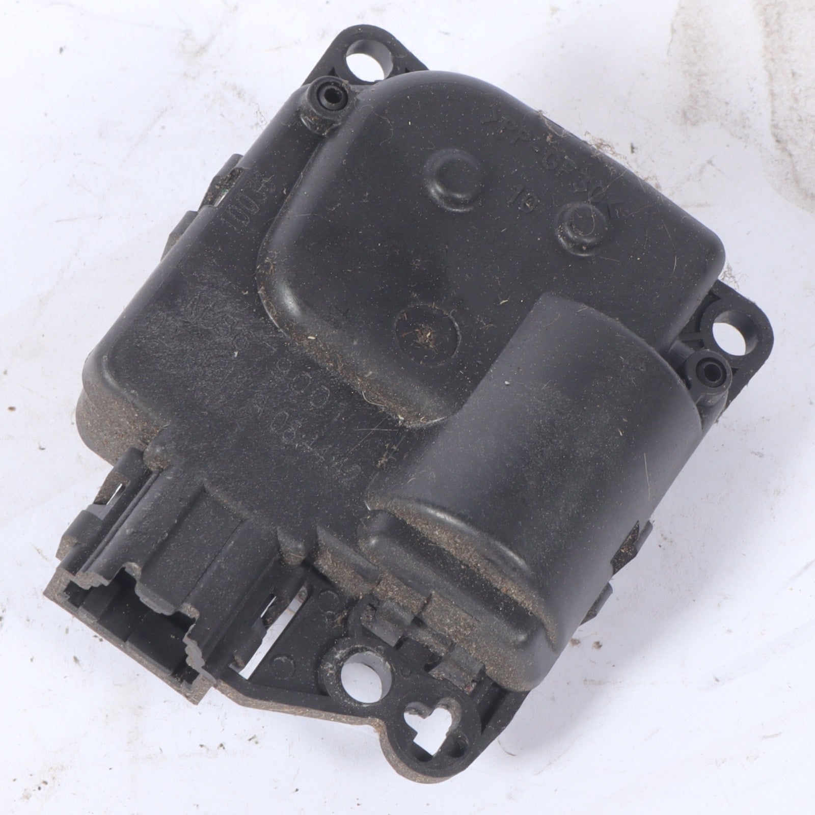 2008 - 2019 DODGE GRAND CARAVAN AIR VENT HVAC HEATER ACTUATOR FITS OEM M8679001