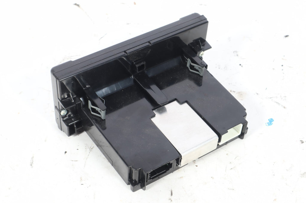 2006-2010 VOLVO C70 DASH VEHICLE INFORMATION DISPLAY SCREEN PART NUMBER 31268056