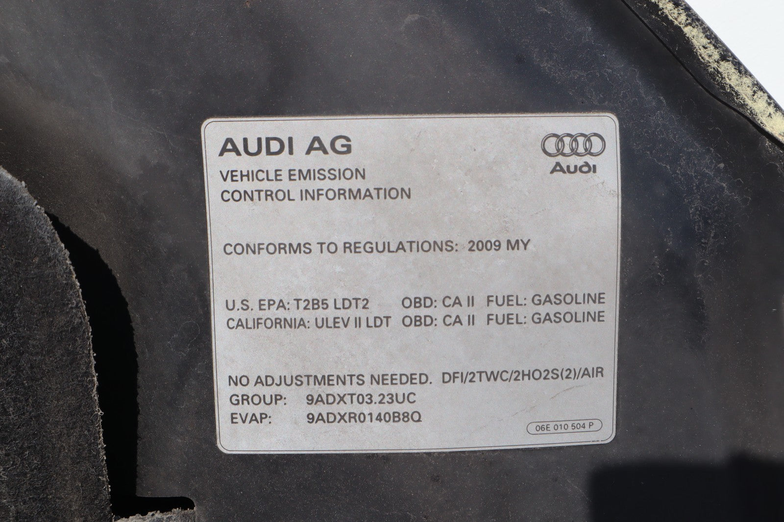 2009 - 2012 AUDI Q5  HOOD BONNET LID BLACK PAINT 8K0010515Q OEM ONLY PICK UP!!!