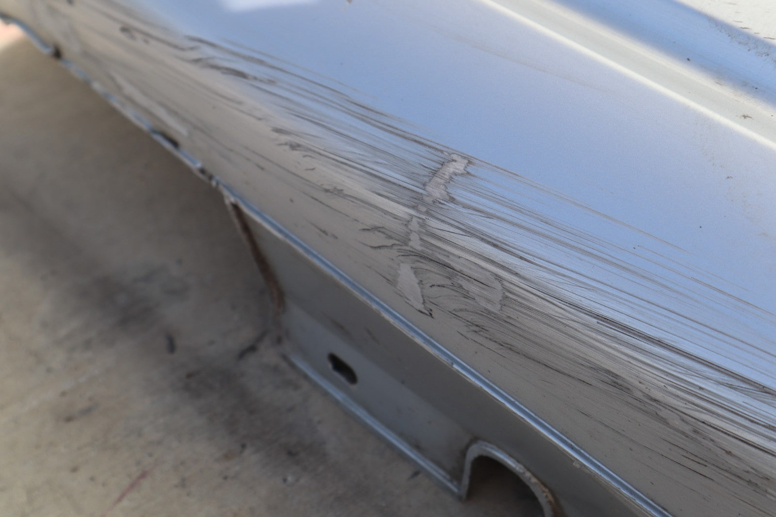2006-2008 BMW X3 RIGHT SIDE SKIRT ROCKER PANEL OEM ONLY PICK UP!!!