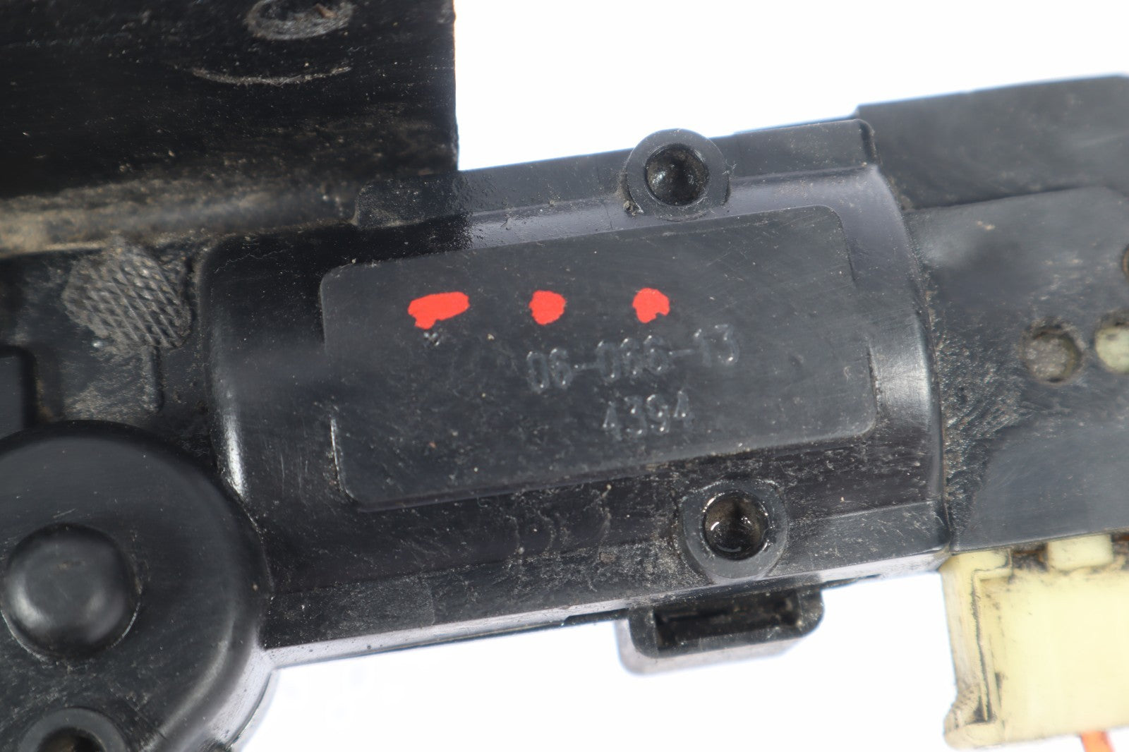 1996-2000 TOWN COUNTRY GRAND CARAVAN REAR LEFT QUARTER WINDOW ACTUATOR MOTOR