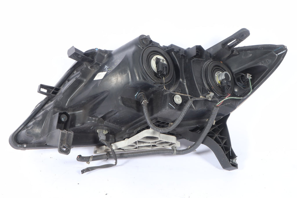 2013–2016 NISSAN PATHFINDER RIGHT PASSENGER HEADLIGHT OEM