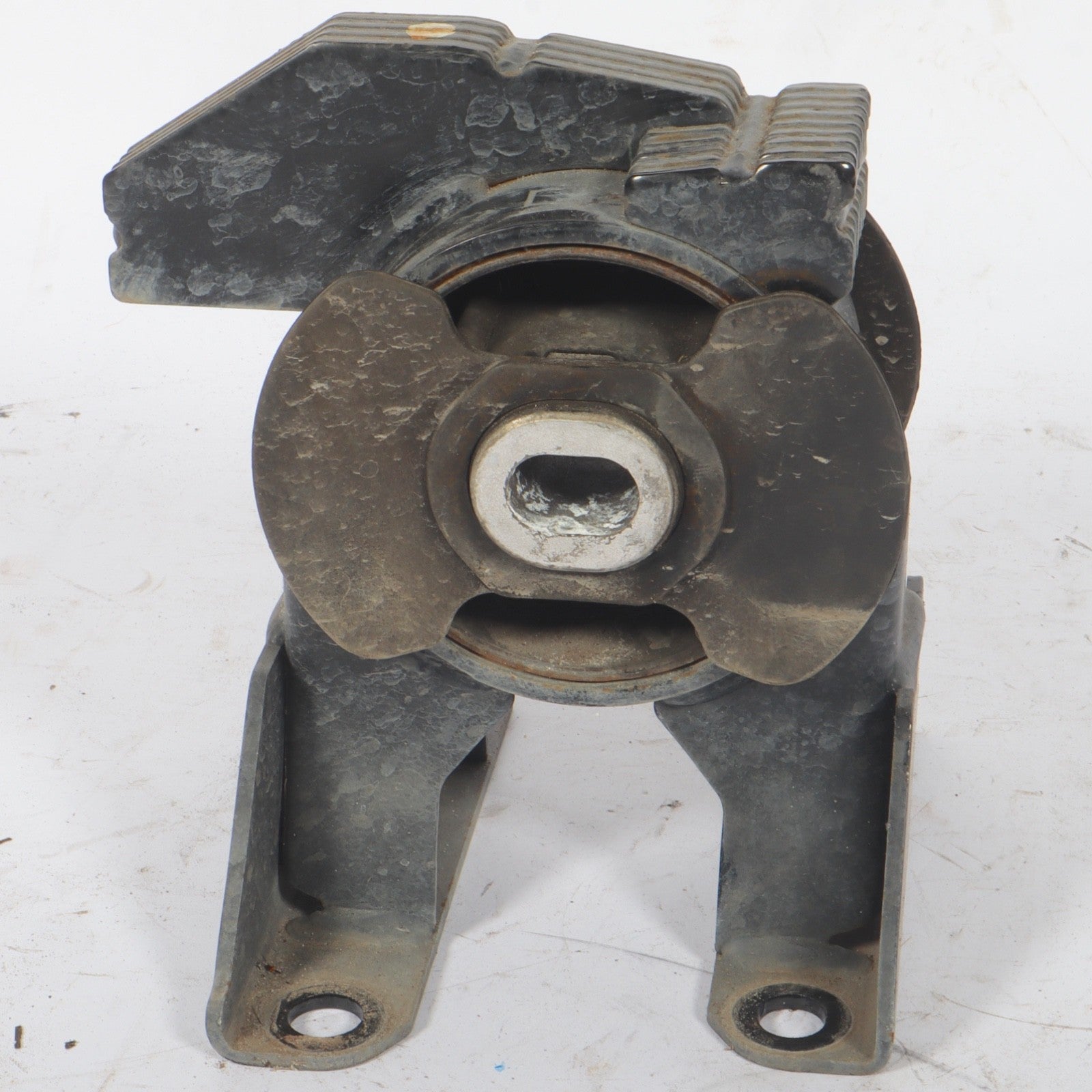 Nissan Genuine Rear Motor Mount Insulator for Leaf 2013-2014 11320-3NF0A