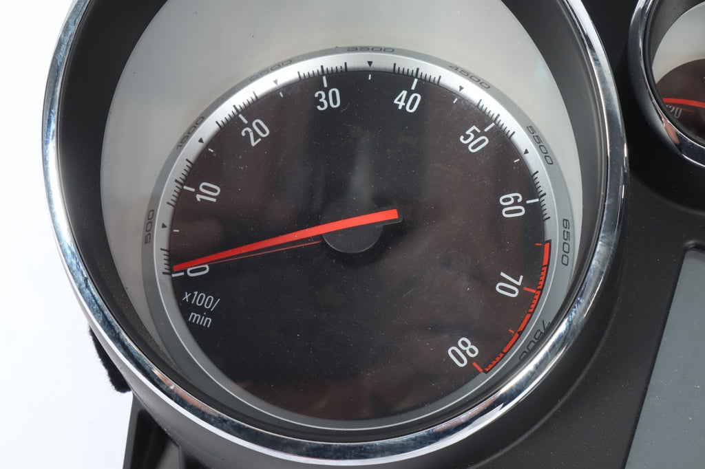 2013-2015 BUICK VERANO SPEEDOMETER GAUGE CLUSTER OEM 39013456