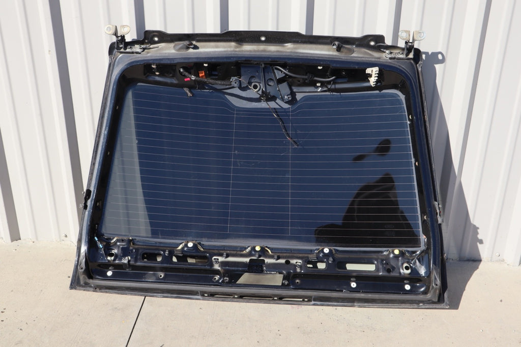 2003 2005 LAND RANGE ROVER L322  TRUNK TAILGATE W/ WINDOW GLASS OEM