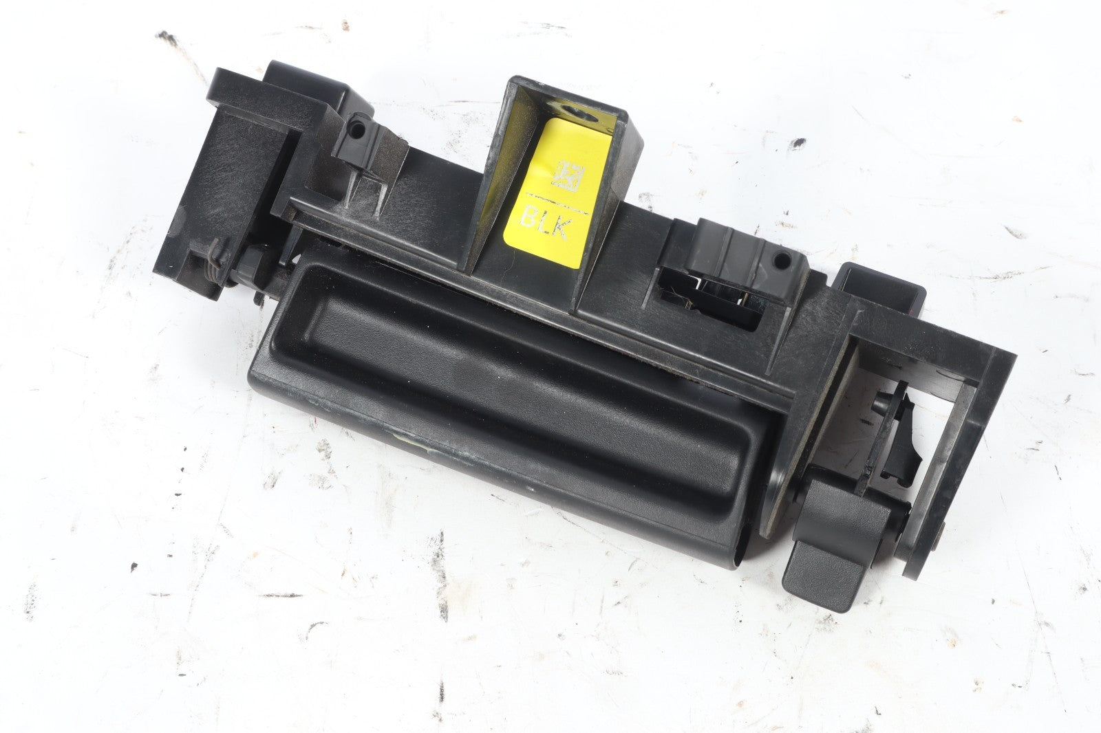 2011-2020 DODGE CARAVAN TOWN COUNTRY RIGHT SLIDING DOOR HANDLE OEM  3025988RH