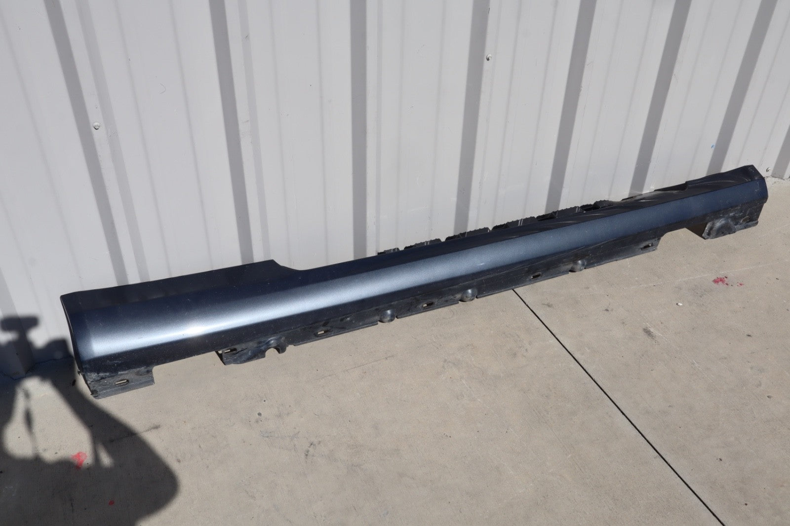 W207 10-17 Mercedes E350 Class Coupe Front Right Side Skirt Molding Gray OEM