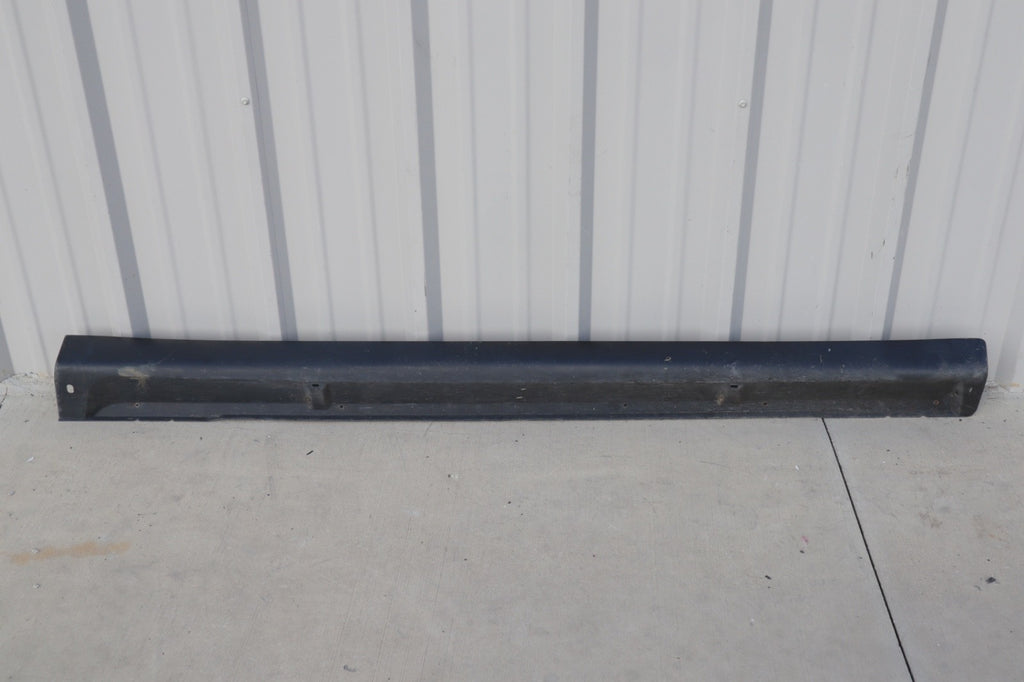 2014 - 2019 Mitsubishi Outlander Right Rocker Molding OEM