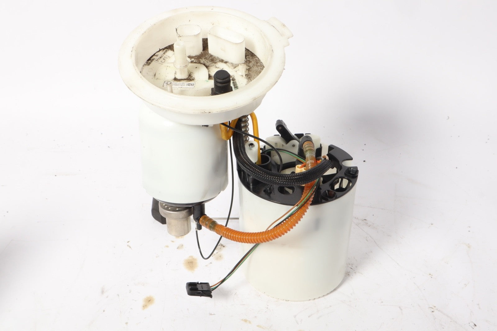 2012 - 2017 AUDI A7 S7 RS7 FUEL GAS TANK PUMP UNIT OEM