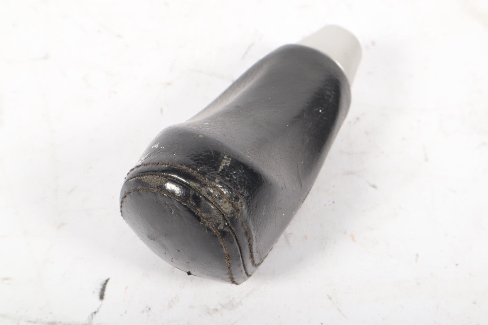 2004-2015 Nissan Armada Shifter Knob Automatic Gear Shift Leather OEM