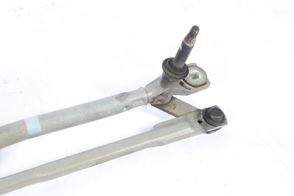 2009-20176 AUDI Q5 FRONT WINDSHIELD WIPER LINKAGE W MOTOR 8R1955119A OEM