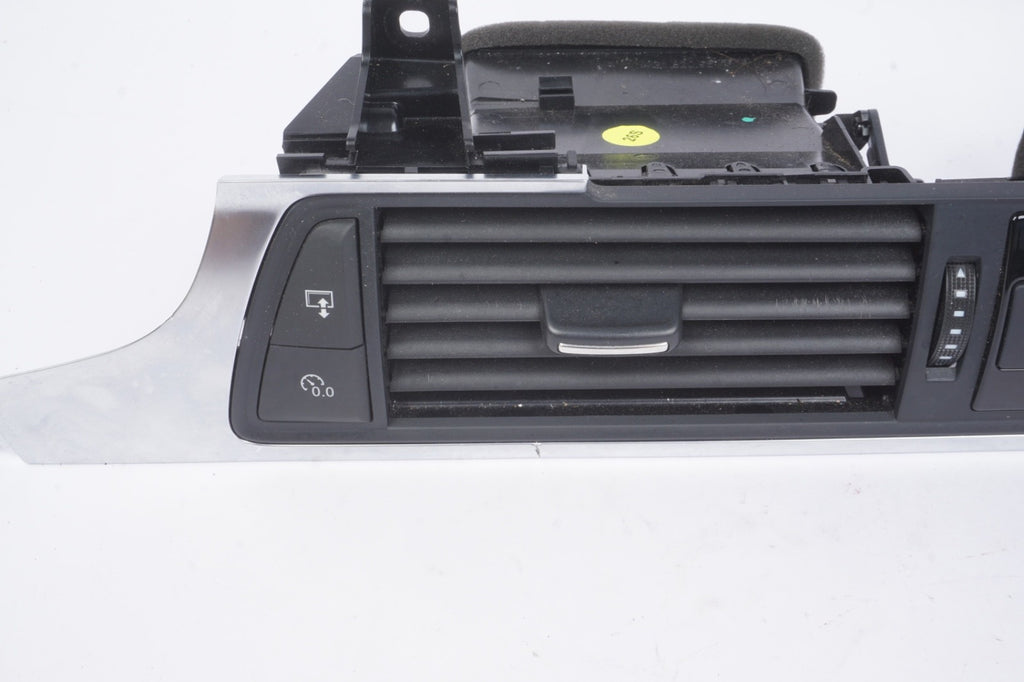 2012-2015 AUDI A6 A7 S6 S7 CENTER DASH AIR VENT  4G1820951 OEM