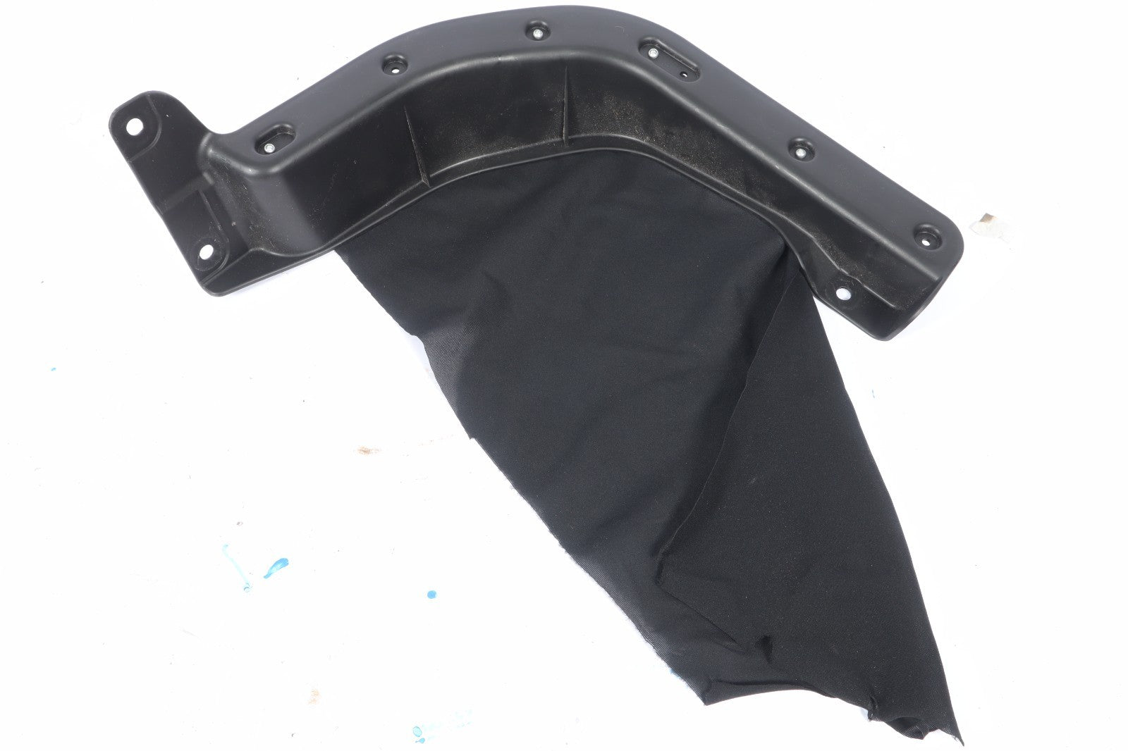 2016–2019 BUICK CASCADA TRUNK COVER OEM KA19110102