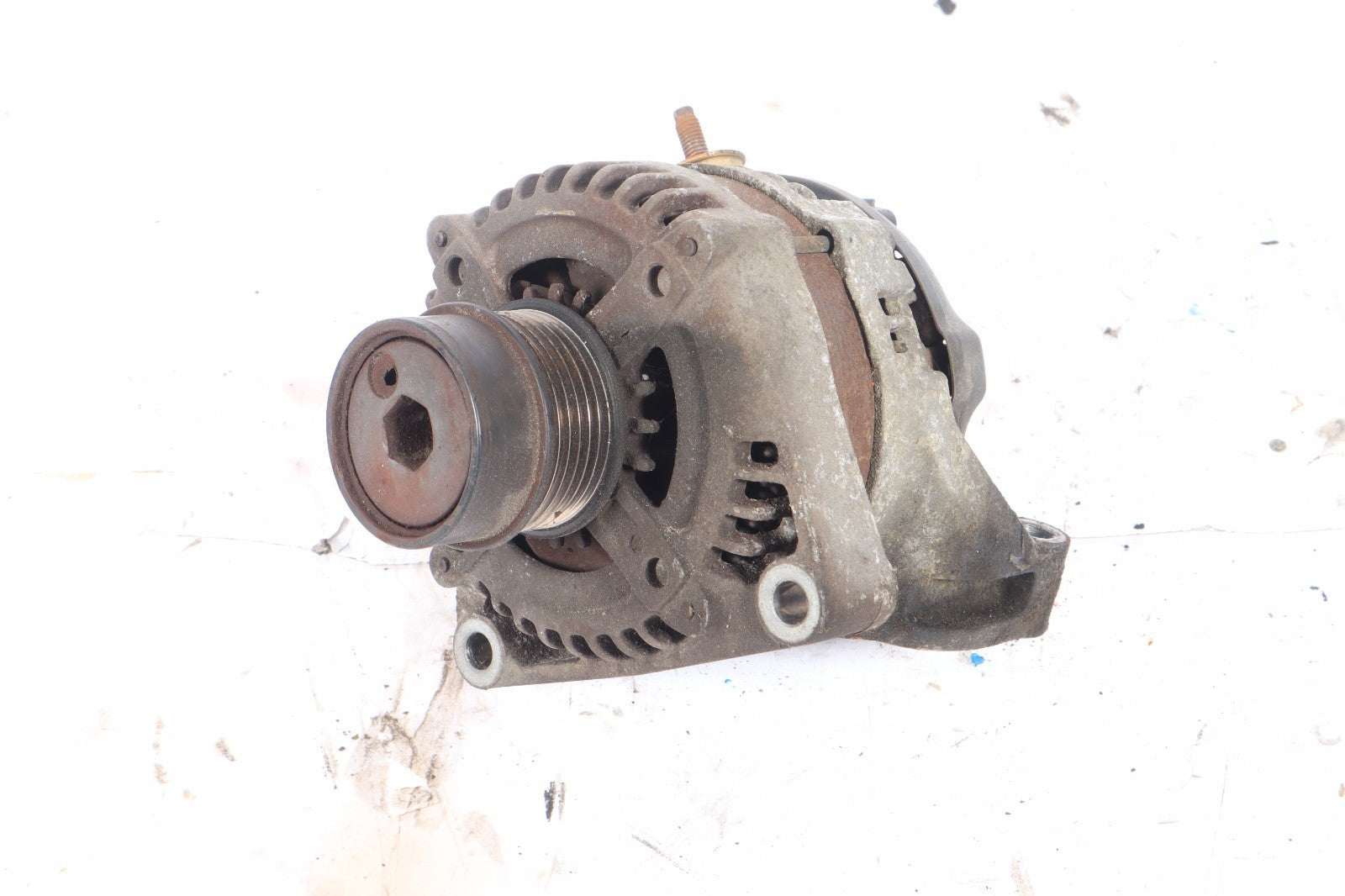 2001-2007 CHRYSLER TOWN COUNTRY DODGE GRAND CARAVAN 3.3L ALTERNATOR OEM