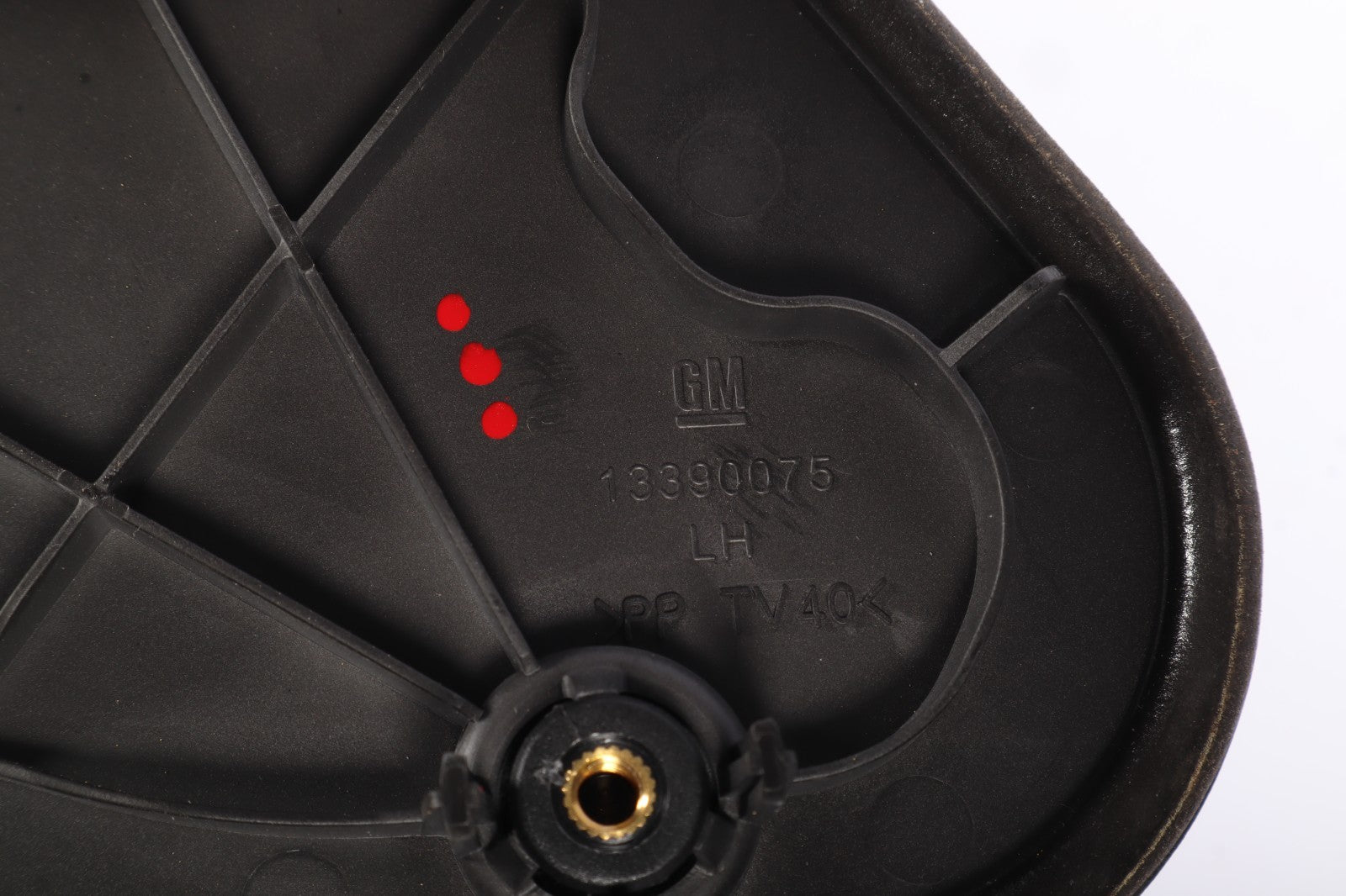 2016 – 2019 Buick Cascada Rear Tail Lamp Cover Set OEM 13390075 13390076