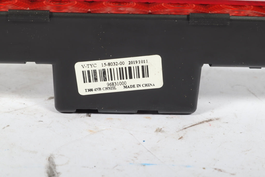 2012 - 2019 Chevrolet Sonic High Mount Third Brake Light Lamp OEM 96831000