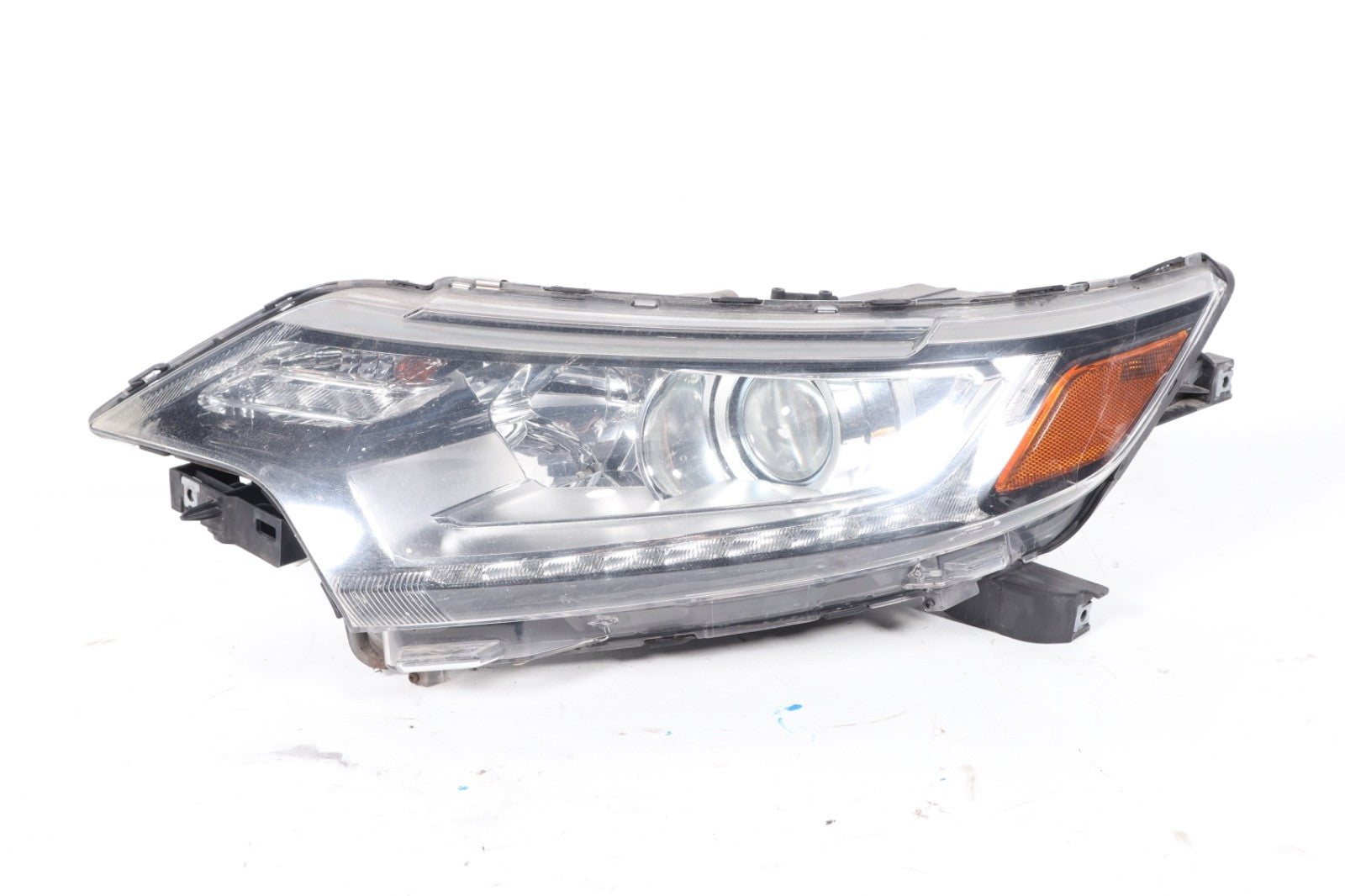 2016 - 2020 Mitsubishi Outlander Front Left Driver Side Headlight OEM