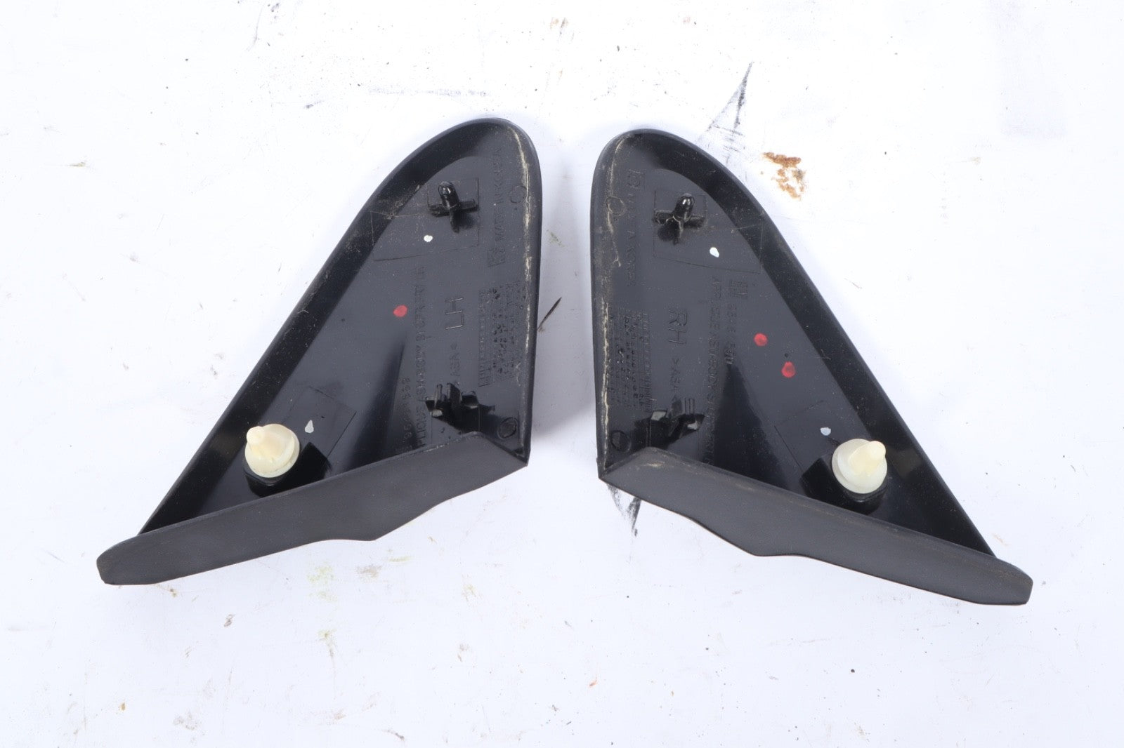 2012-2020 CHEVROLET SONIC LEFT RIGHT UPPER FENDER MOULDING OEM