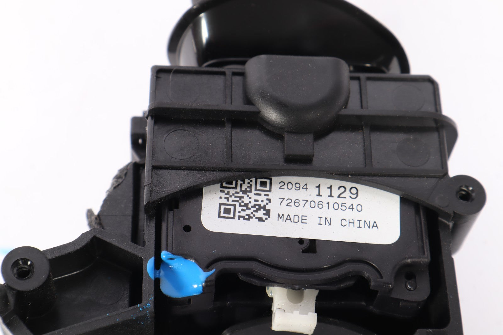 2016 – 2019 BUICK CASCADA STEERING COLUMN SWITCH TURN SIGNAL WIPER OEM 95433824