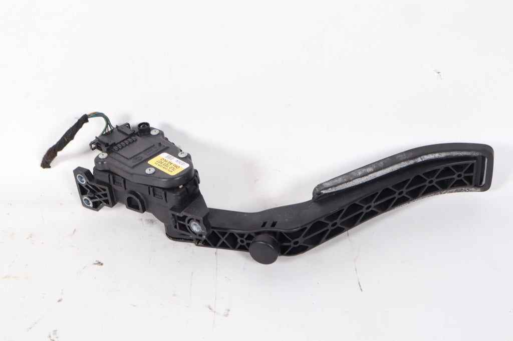 2003-2006 PORSCHE CAYENNE GAS ACCELERATOR PEDAL OEM 7L0 723 507