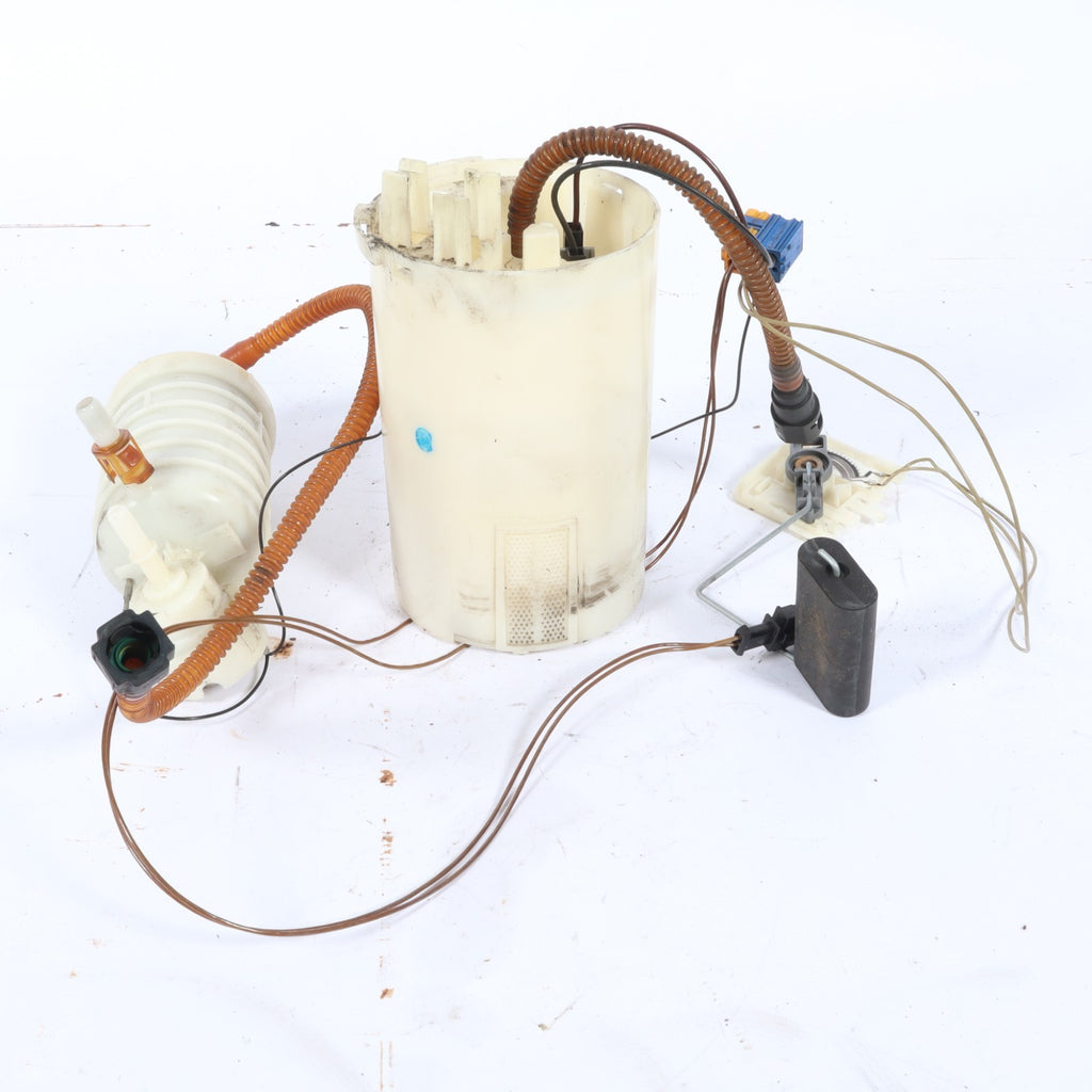 2007-2010 BMW X3 FUEL PUMP ASSEMBLY OEM